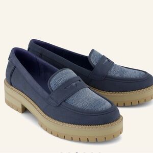 NEW Toms Navy and Denim Women's Loafers size 9.5